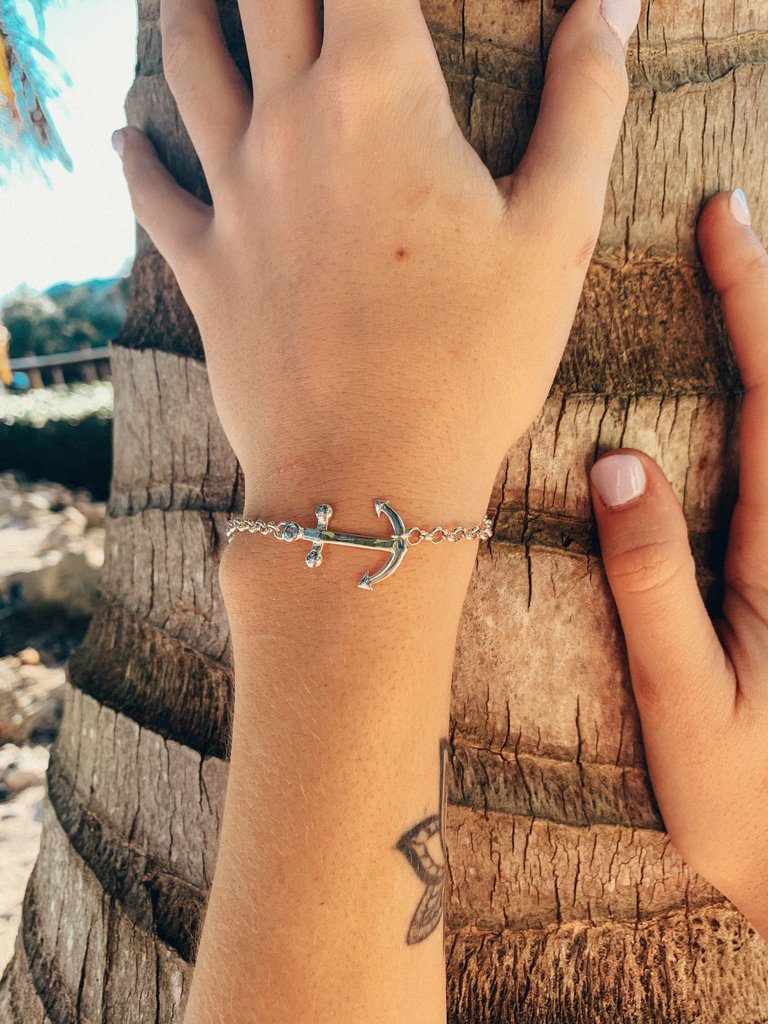 Anchor Bracelet (8 inch)
