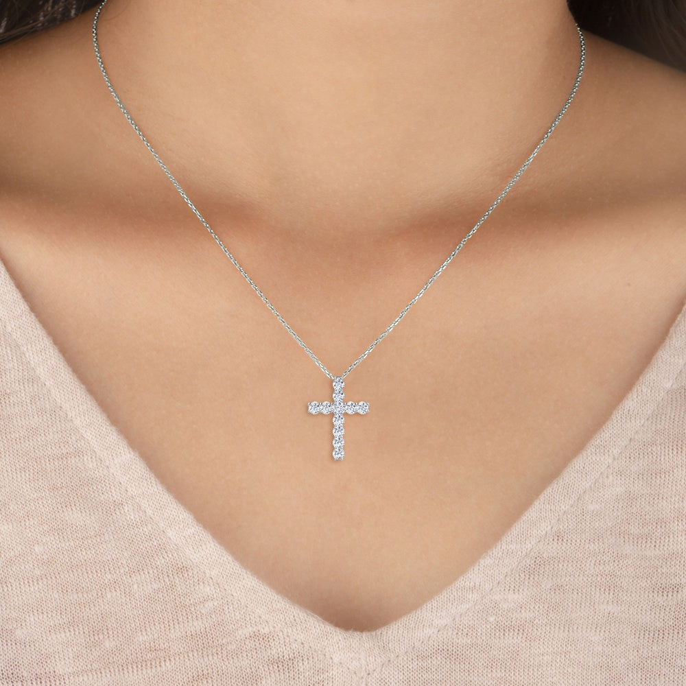 LAB GROWN Diamond Cross with chain (1.02ctw)