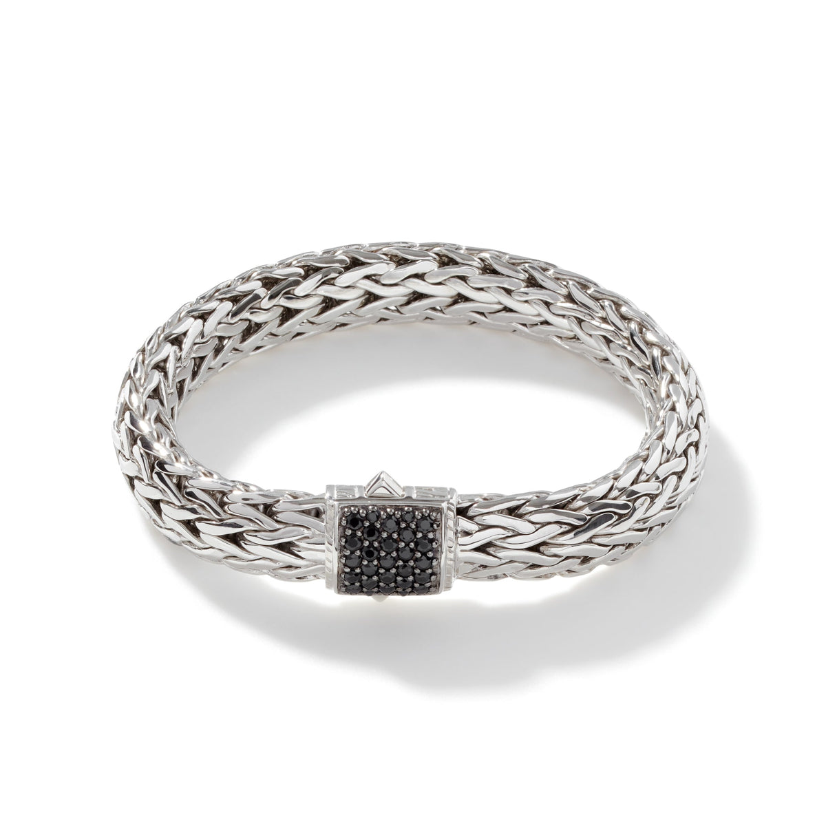 John Hardy Silver Classic Chain 10.5mm Bracelet With Black Sapphire Pusher Clasp , Size Medium — product view