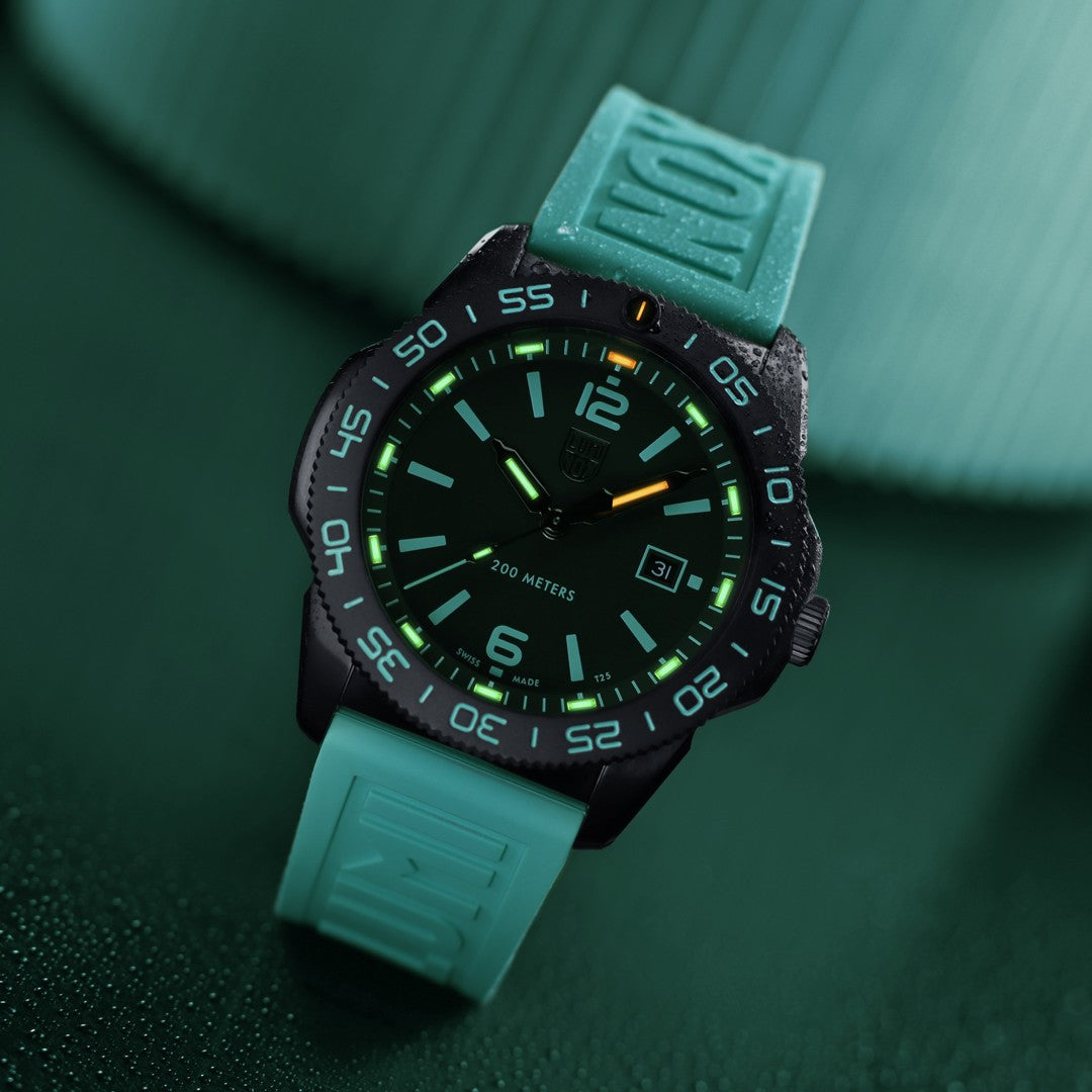 Luminox Pacific Diver Transformative Teal Limited Edition - XS.3124.N