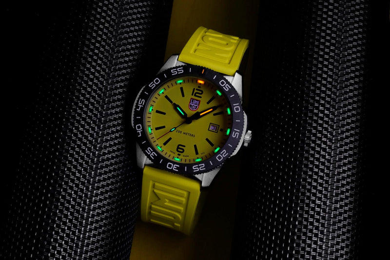 NEW! Pacific Diver 3125 - 44mm