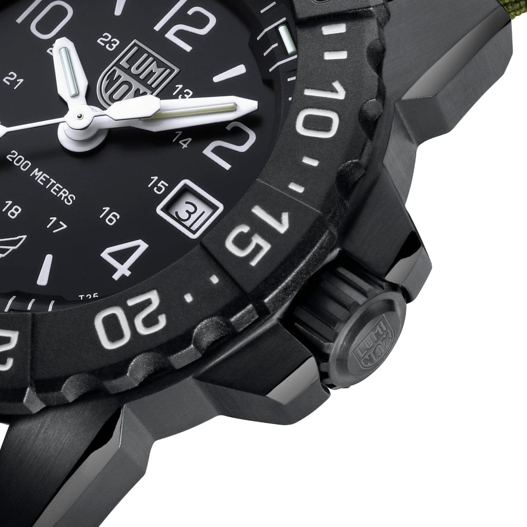 VOLITION AMERICA 3250 Series, 45 mm, Military Watch - XS.3251.CB.VOL