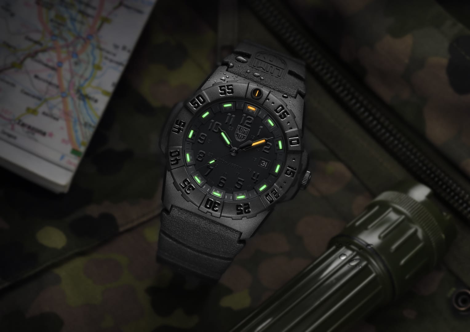 Navy SEAL 3550, 44 mm, Military Dive Watch, Blackout - XS.3551.BO official Luminox product image