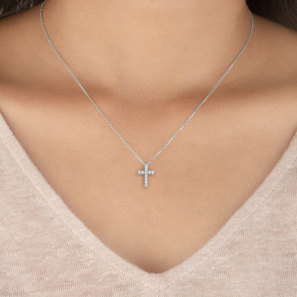 Cross Lab Diamond Necklace (0.25 ctw)