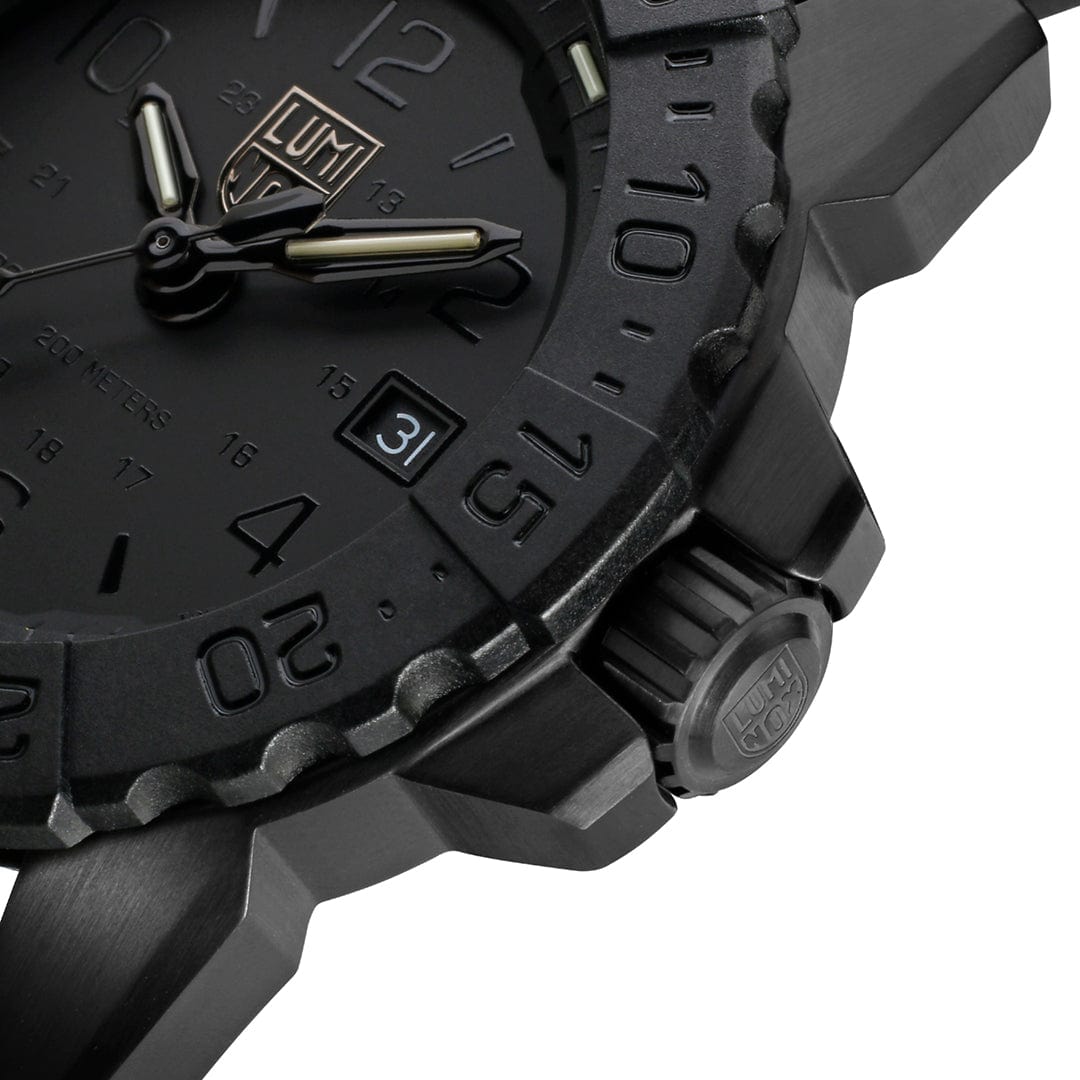 Blackout: 17 Black-on-Black Watches | WatchTime - USA's No.1 Watch Magazine