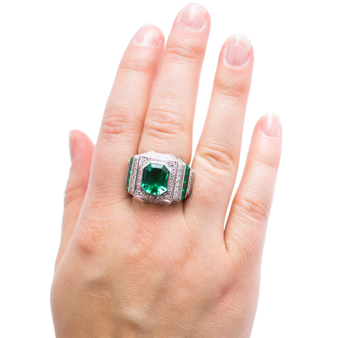 Columbian Emerald & Diamonds Ring